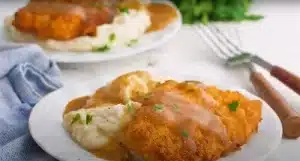 Final look of Texas Roadhouse Country Fried Chicken Recipe.